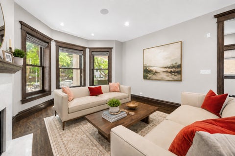 Tiny photo for 652 W Sheridan Road, Chicago, IL 60613 (MLS # 12667310)