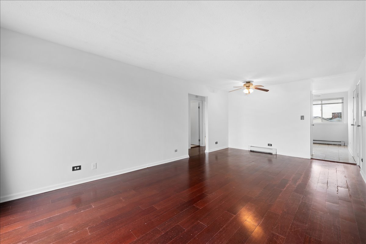 124 Boardwalk Street 2E