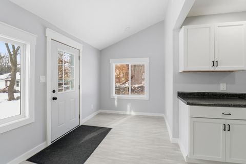 Tiny photo for 39470 N Woodland Avenue, Antioch, IL 60002 (MLS # 12552495)