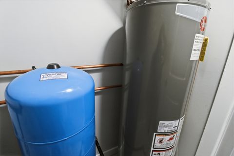 Tiny photo for 39470 N Woodland Avenue, Antioch, IL 60002 (MLS # 12552495)