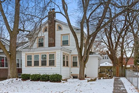 A home in Waukegan