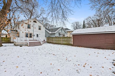 A home in Waukegan