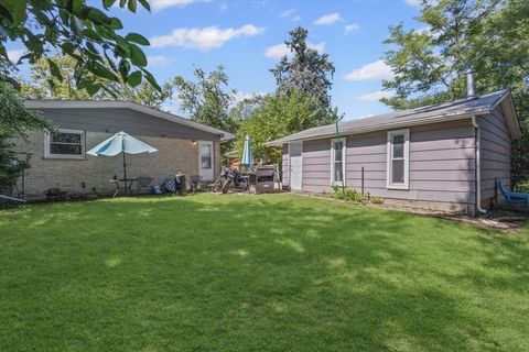 Tiny photo for 415 W Holly Court, Glenwood, IL 60425 (MLS # 12452508)