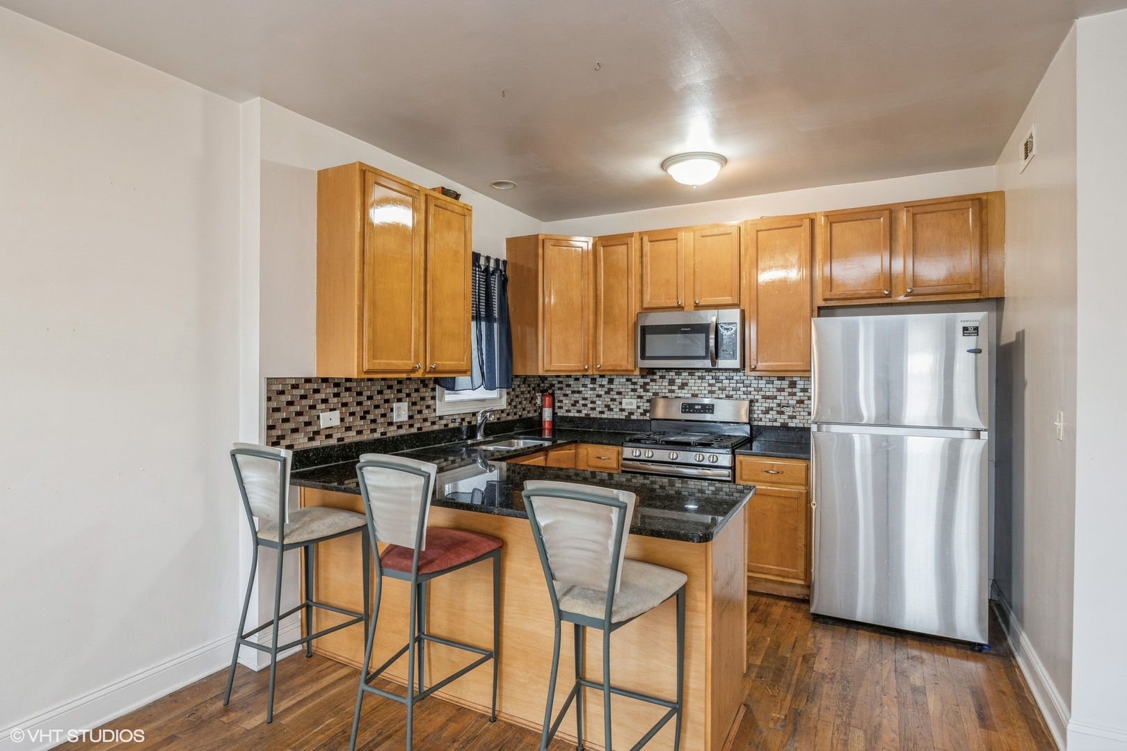 805 S INDEPENDENCE Boulevard 3
