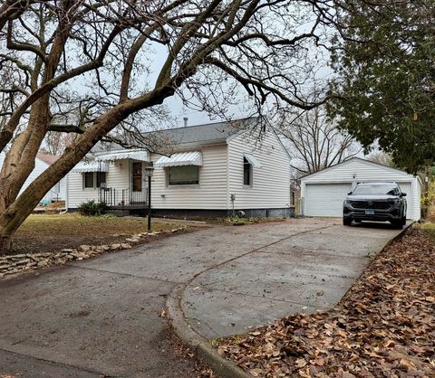 Tiny photo for 220 Brookwood Drive, Champaign, IL 61820 (MLS # 12525056)