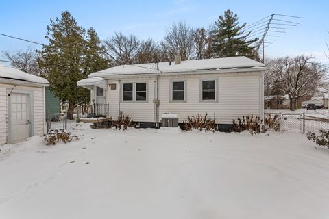 Tiny photo for 220 Brookwood Drive, Champaign, IL 61820 (MLS # 12525056)