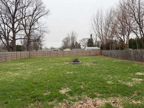 Tiny photo for 1456 Losey Street W, Galesburg, IL 61401 (MLS # 12608882)