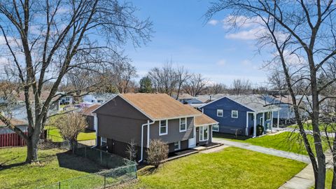 Photo of 127 N Cedar Lane, Glenwood, IL 60425 (MLS # 12642899)