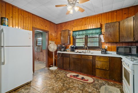 Tiny photo for 598 Illinois Street, Marseilles, IL 61341 (MLS # 12498893)