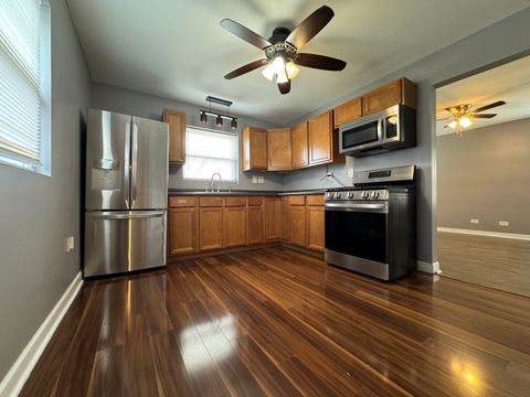 Tiny photo for 11022 S Avenue D, Chicago, IL 60617 (MLS # 12616617)