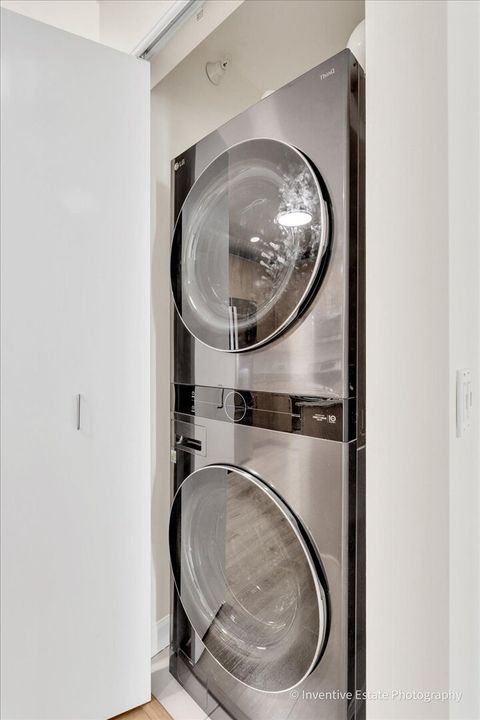 Tiny photo for 201 N Westshore Drive #1006, Chicago, IL 60601 (MLS # 12640610)