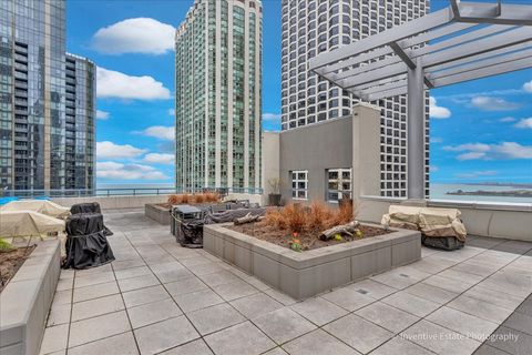 Tiny photo for 201 N Westshore Drive #1006, Chicago, IL 60601 (MLS # 12640610)