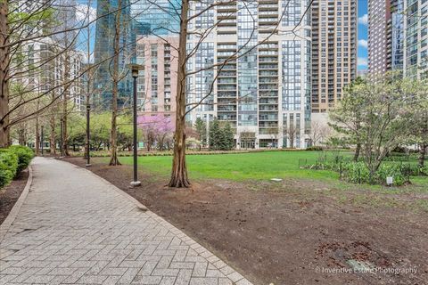 Tiny photo for 201 N Westshore Drive #1006, Chicago, IL 60601 (MLS # 12640610)