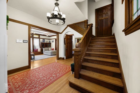 Tiny photo for 229 S Ridgeland Avenue, Oak Park, IL 60302 (MLS # 12641825)