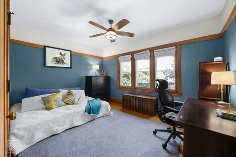 Tiny photo for 229 S Ridgeland Avenue, Oak Park, IL 60302 (MLS # 12641825)