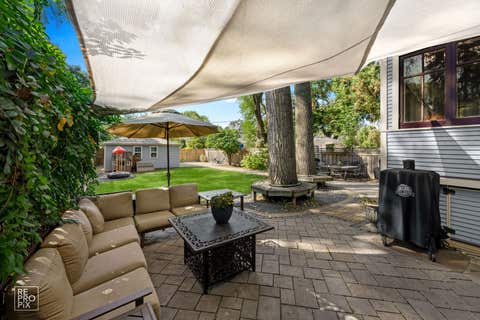 Tiny photo for 229 S Ridgeland Avenue, Oak Park, IL 60302 (MLS # 12641825)