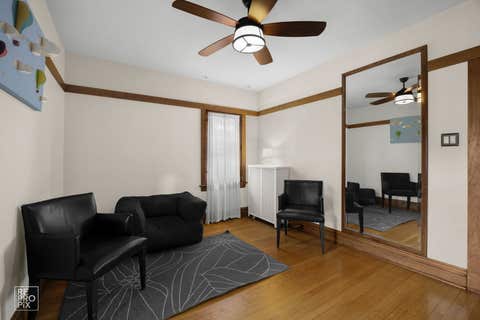 Tiny photo for 229 S Ridgeland Avenue, Oak Park, IL 60302 (MLS # 12641825)