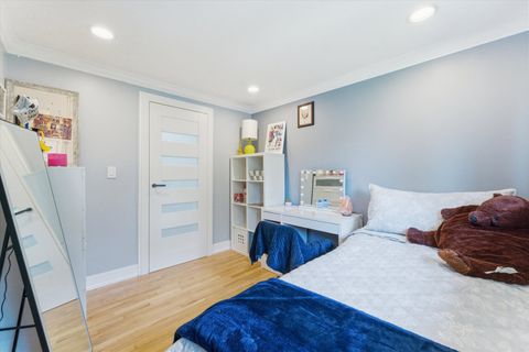 Tiny photo for 619 W Weathersfield Way, Schaumburg, IL 60193 (MLS # 12659268)