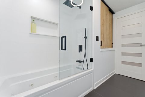 Tiny photo for 619 W Weathersfield Way, Schaumburg, IL 60193 (MLS # 12659268)