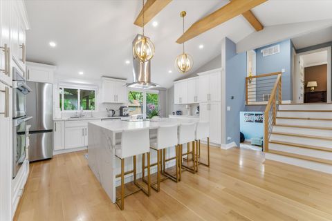 Tiny photo for 619 W Weathersfield Way, Schaumburg, IL 60193 (MLS # 12659268)