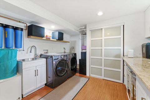 Tiny photo for 619 W Weathersfield Way, Schaumburg, IL 60193 (MLS # 12659268)