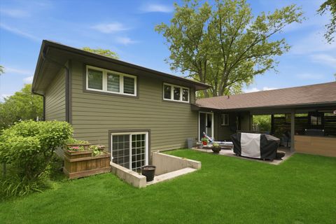 Tiny photo for 619 W Weathersfield Way, Schaumburg, IL 60193 (MLS # 12659268)