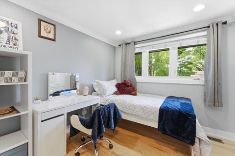 Tiny photo for 619 W Weathersfield Way, Schaumburg, IL 60193 (MLS # 12659268)