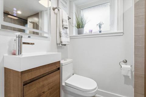 Tiny photo for 619 W Weathersfield Way, Schaumburg, IL 60193 (MLS # 12659268)