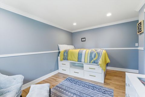 Tiny photo for 619 W Weathersfield Way, Schaumburg, IL 60193 (MLS # 12659268)