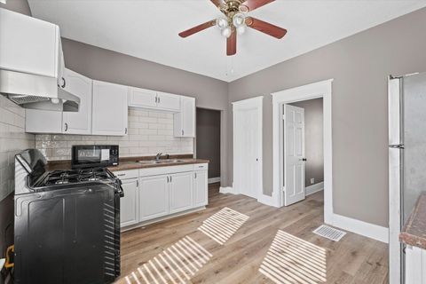 Tiny photo for 705 N Elm Street, Champaign, IL 61820 (MLS # 12567588)