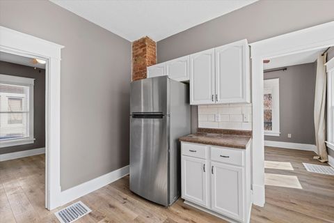 Tiny photo for 705 N Elm Street, Champaign, IL 61820 (MLS # 12567588)