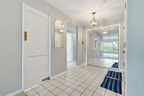 Tiny photo for 1535 Park Avenue #401, River Forest, IL 60305 (MLS # 12670411)