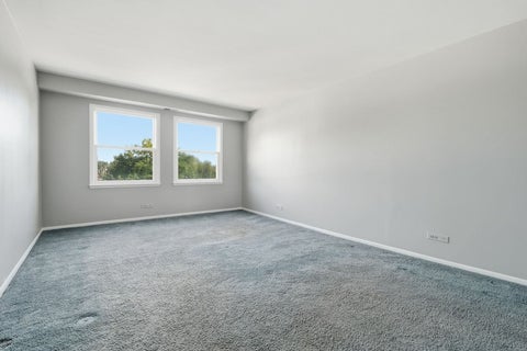 Tiny photo for 1535 Park Avenue #401, River Forest, IL 60305 (MLS # 12670411)