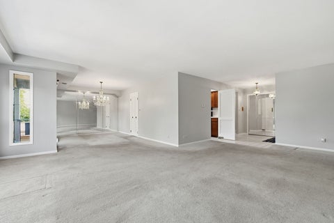 Tiny photo for 1535 Park Avenue #401, River Forest, IL 60305 (MLS # 12670411)