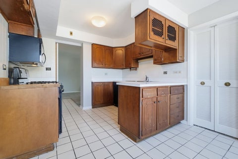 Tiny photo for 1535 Park Avenue #401, River Forest, IL 60305 (MLS # 12670411)