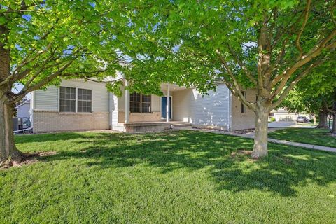 Tiny photo for 3020 Wild Horse Street, Normal, IL 61761 (MLS # 12653914)