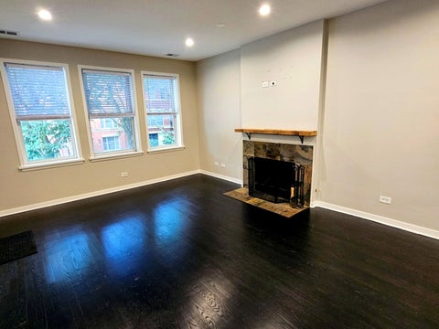 Tiny photo for 1359 W FILLMORE Street W #B, Chicago, IL 60607 (MLS # 12681856)