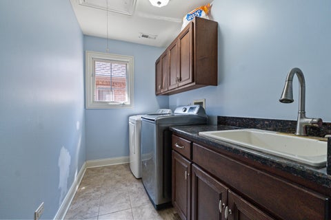 Tiny photo for 9304 SPROAT Street, Oak Lawn, IL 60453 (MLS # 12746881)