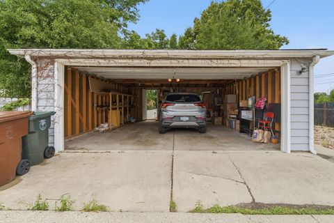 Tiny photo for 7910 BABB Avenue, Skokie, IL 60077 (MLS # 12672395)