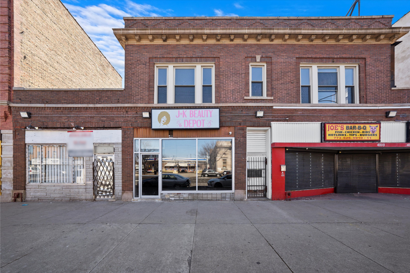 4805 W Madison Street