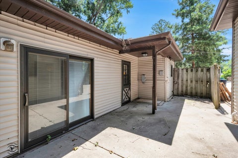 Tiny photo for 324 W Harrison Road, Lombard, IL 60148 (MLS # 12623324)