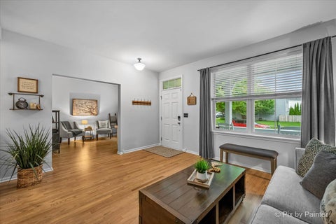 Tiny photo for 361 Oakmont Drive, Cary, IL 60013 (MLS # 12679694)