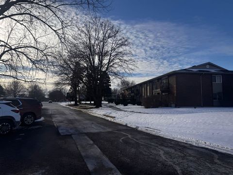 Tiny photo for 2300 Old Tavern Road #205, Lisle, IL 60532 (MLS # 12546914)