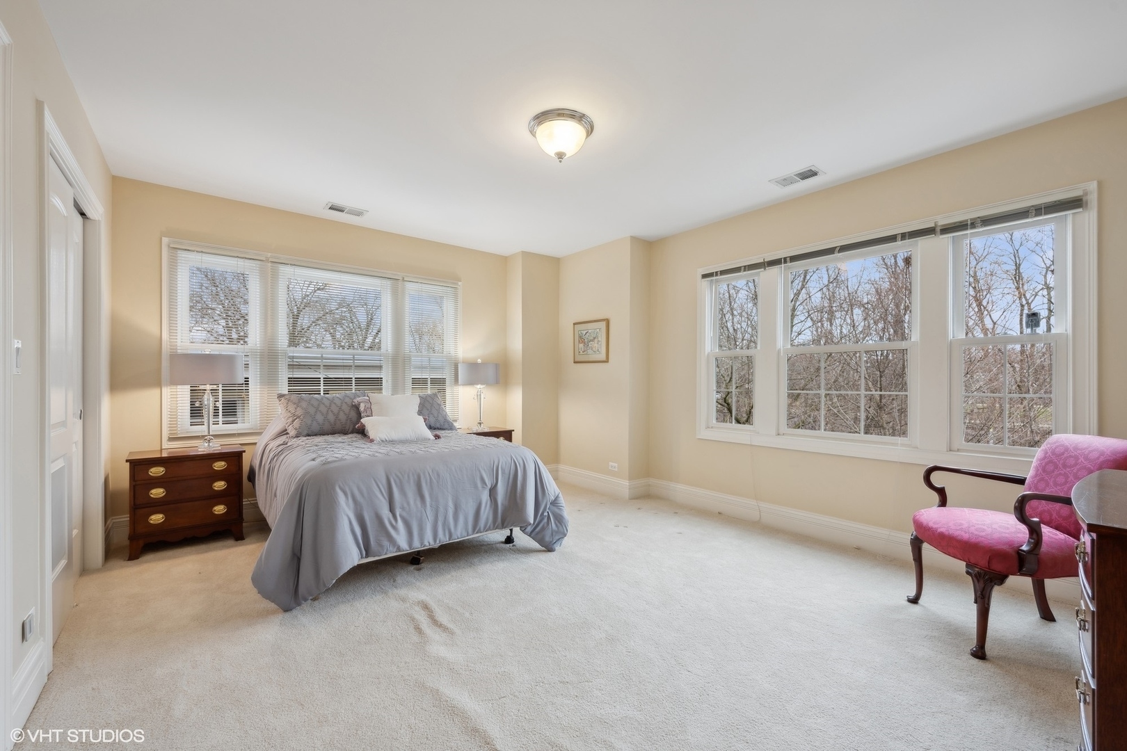 Glencoe, Illinois 60022, United States, 3 Bedrooms Bedrooms, ,4 BathroomsBathrooms,Residential,Active,208364