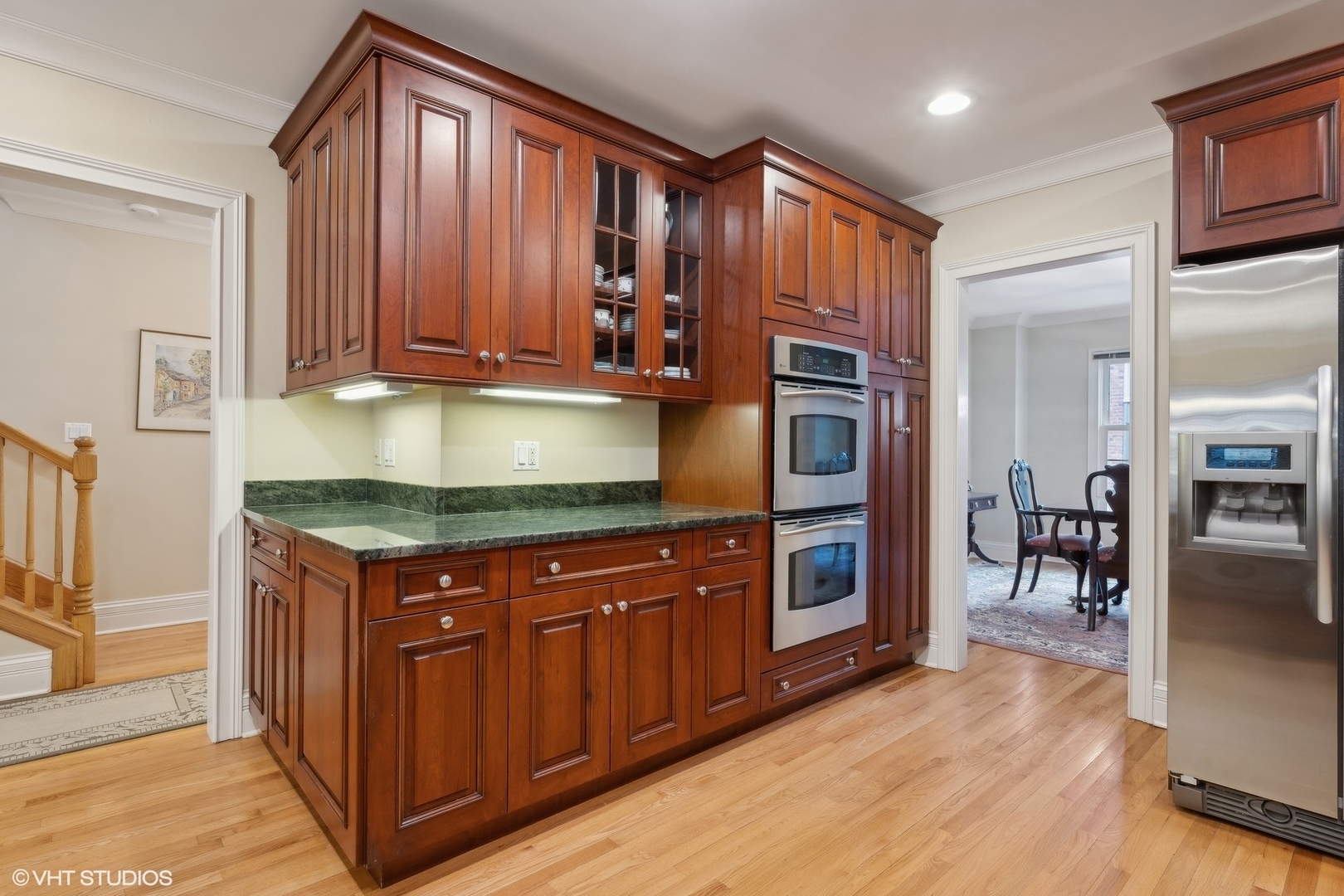 Glencoe, Illinois 60022, United States, 3 Bedrooms Bedrooms, ,4 BathroomsBathrooms,Residential,Active,208364