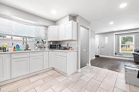 Tiny photo for 4800 S Lavergne Avenue, Chicago, IL 60638 (MLS # 12735545)