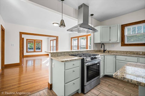 Tiny photo for 418 S Hough Street, Barrington, IL 60010 (MLS # 12535867)