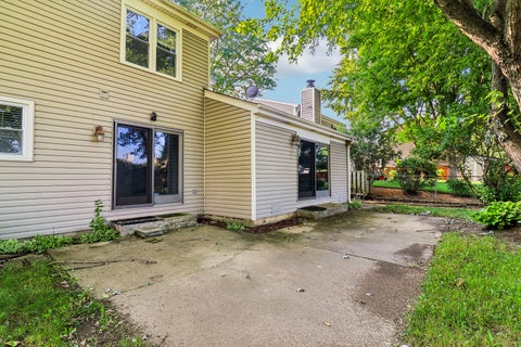 Tiny photo for 702 Buffalo Circle, Carol Stream, IL 60188 (MLS # 12710290)