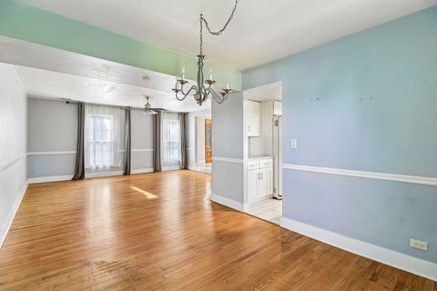 Tiny photo for 702 Buffalo Circle, Carol Stream, IL 60188 (MLS # 12710290)