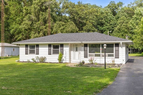 Photo of 1915 Roberts Street, Wilmington, IL 60481 (MLS # 12691232)